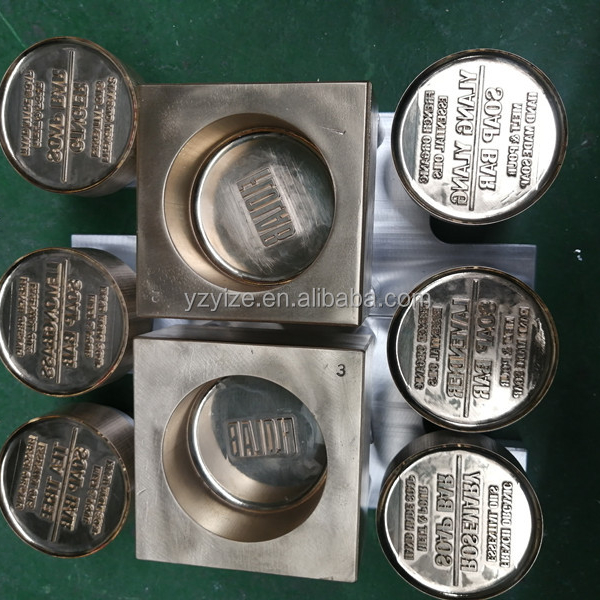 Soap Making Machine For Sale - Petite machine industrielle manuelle pour la